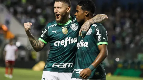 Palmeiras durante comemoração de gol contra o Internacional