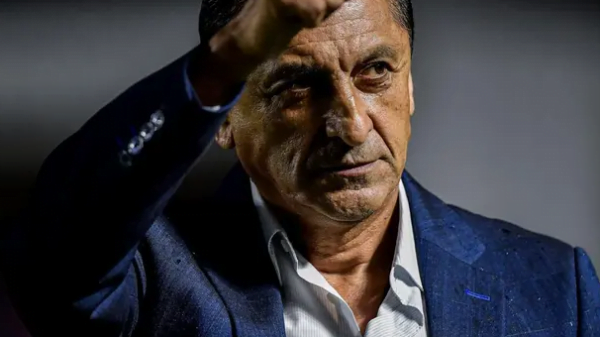 Ramón Díaz conseguiu arrancada e fez o Vasco chegar na última rodada fora da zona de rebaixamento (Thiago Ribeiro/AGIF)