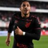 Vitor Roque estreia com vitória: Barcelona bate Las Palmas