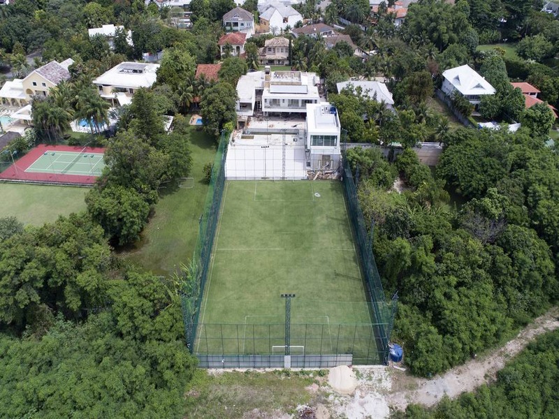 Onde o atleta mora?