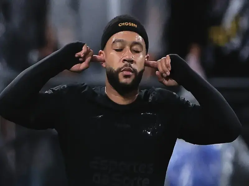 Quanto ganha o Memphis Depay no Corinthians